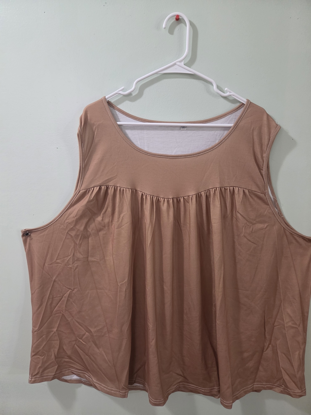 Sleeveless Scoop Neck Tunic Top in Dusty Rose